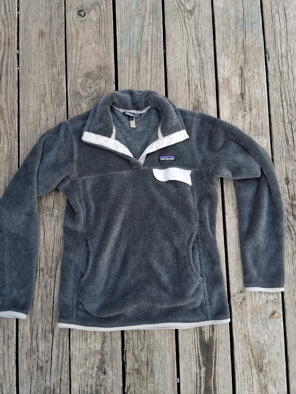 Patagonia Re-Tool Snap-T Pullover Women’s Medium Dark Gray Cream Trim Fleece